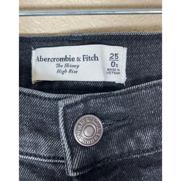 Abercrombie & Fitch The Skinny High Rise Jeans - Picture 3 of 9
